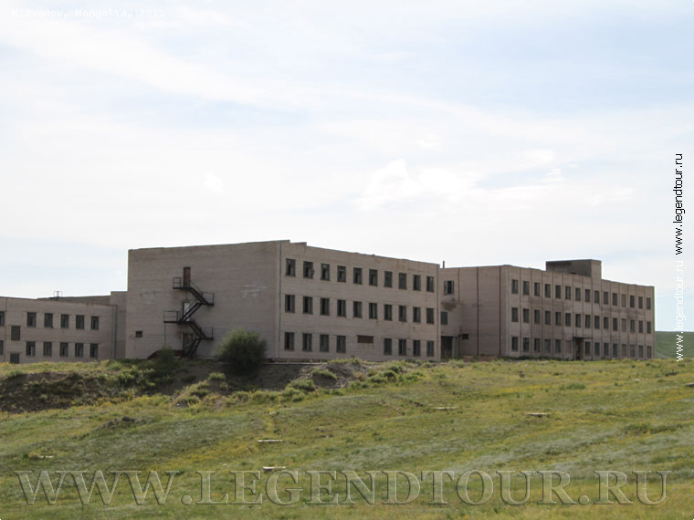 Фотография. Вид на технические здания с юго-запада. Войсковая часть п.п. 76515. Фото М.Иванова. 2011 год.